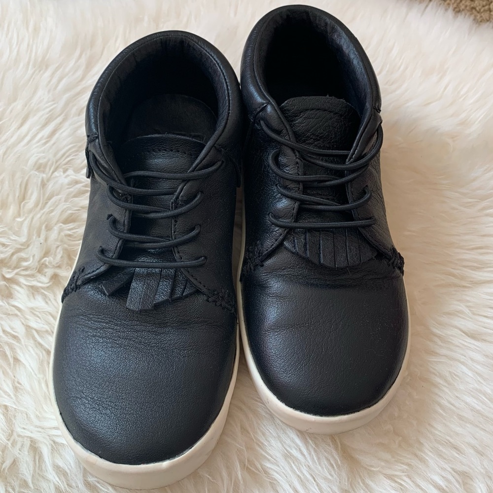Freshly Picked black leather moccasin hard sole shoes 12